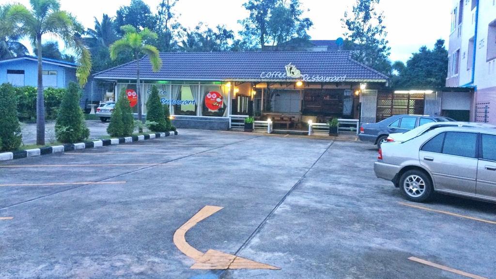 Chumphon Travelodge Экстерьер фото