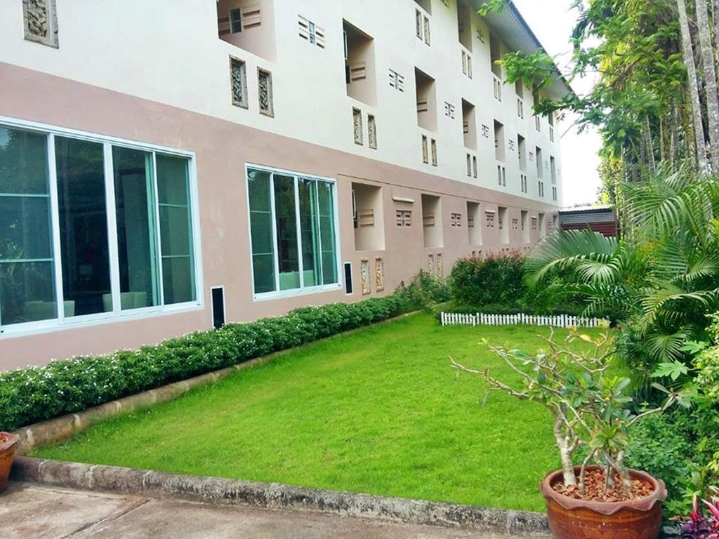 Chumphon Travelodge Экстерьер фото